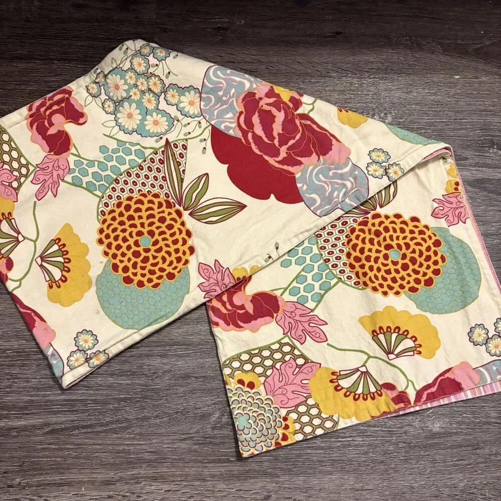 Pier 1 Table Runner Vibrant Colors Cottagecore Shabby Chic Dopamine Maxamalist